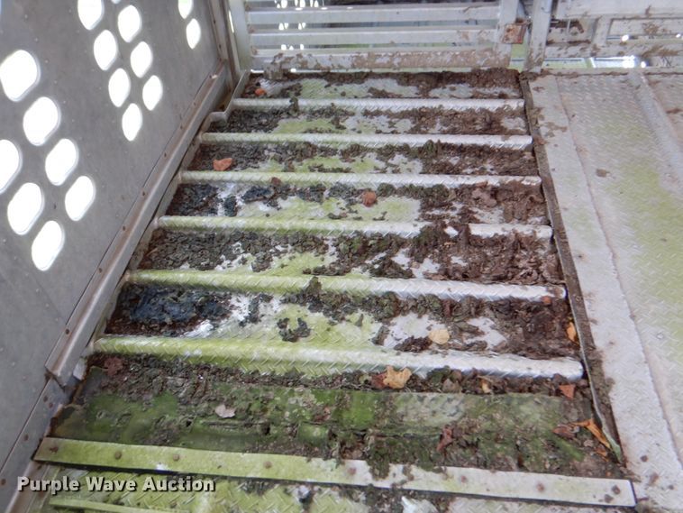 image for item DA5263 2000 Wilson PSDCL-302 livestock trailer