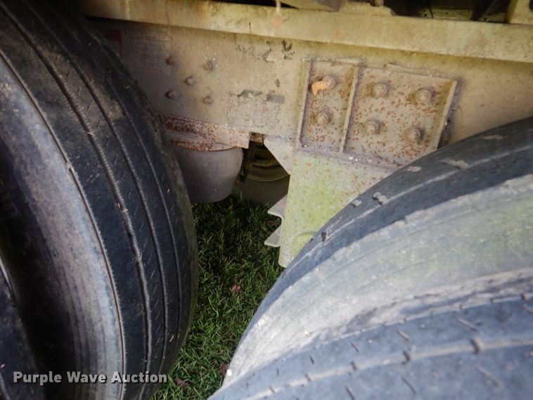 image for item DA5263 2000 Wilson PSDCL-302 livestock trailer