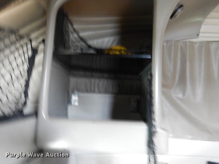 image for item DA5264 2007 Mack Vision CXN  semi truck