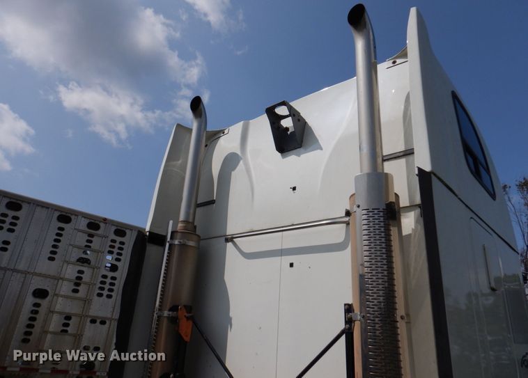 image for item DA5264 2007 Mack Vision CXN  semi truck