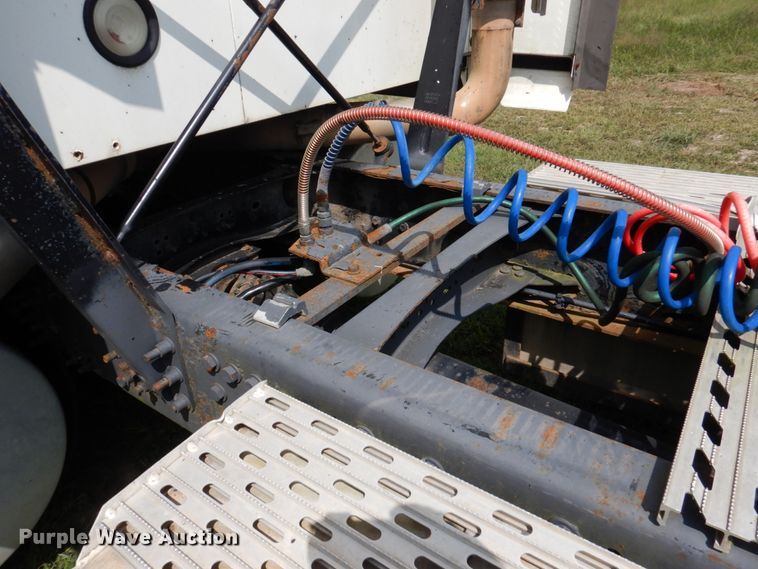 image for item DA5264 2007 Mack Vision CXN  semi truck