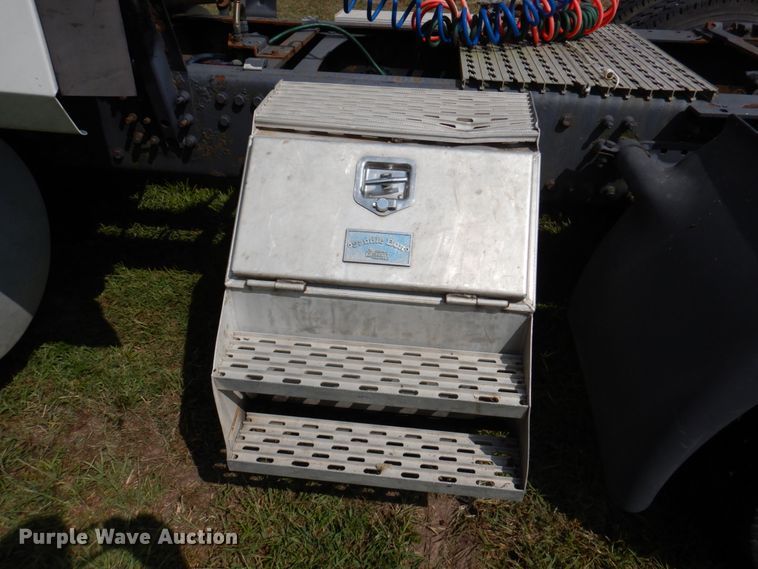 image for item DA5264 2007 Mack Vision CXN  semi truck