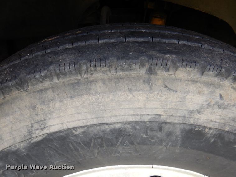 image for item DA5264 2007 Mack Vision CXN  semi truck