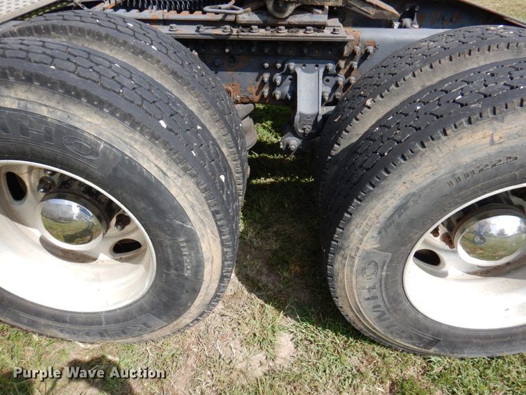 image for item DA5264 2007 Mack Vision CXN  semi truck