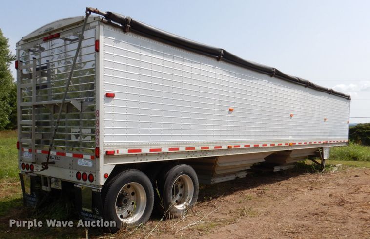image for item DA5267 1999 Wilson DWH-400 double hopper bottom grain trailer