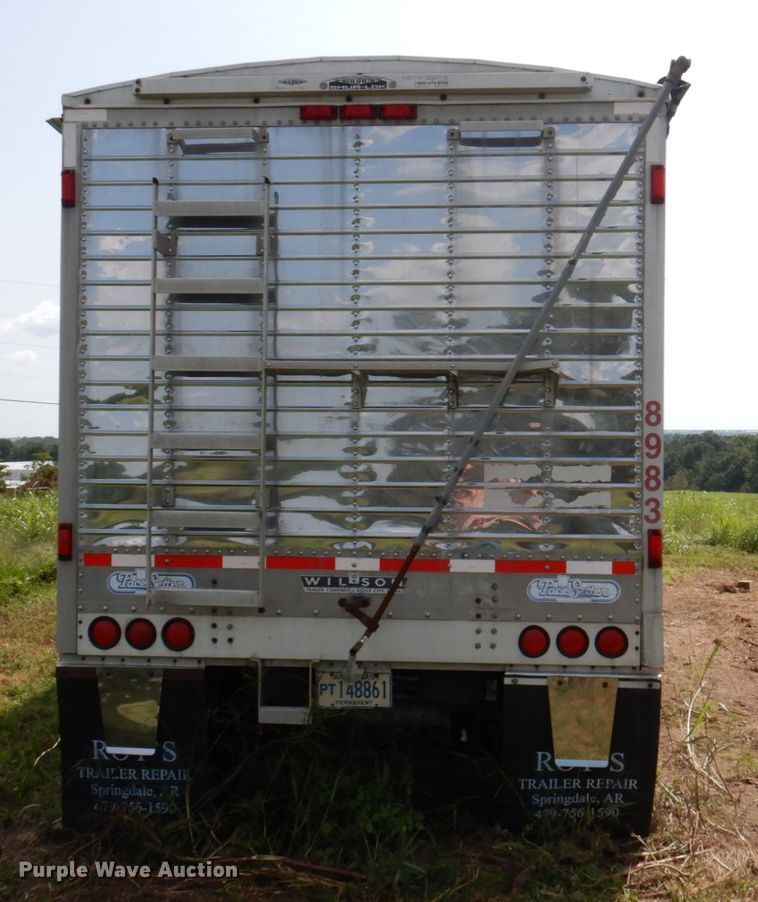 image for item DA5267 1999 Wilson DWH-400 double hopper bottom grain trailer