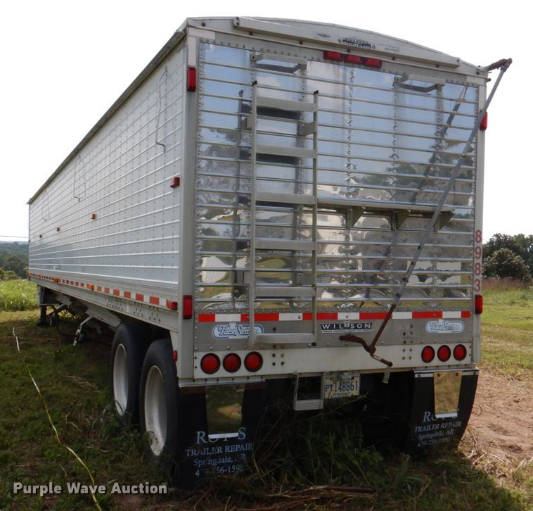 image for item DA5267 1999 Wilson DWH-400 double hopper bottom grain trailer