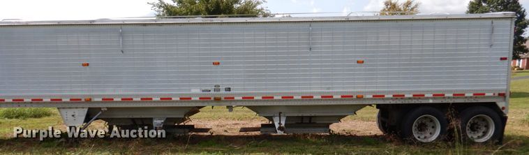 image for item DA5267 1999 Wilson DWH-400 double hopper bottom grain trailer