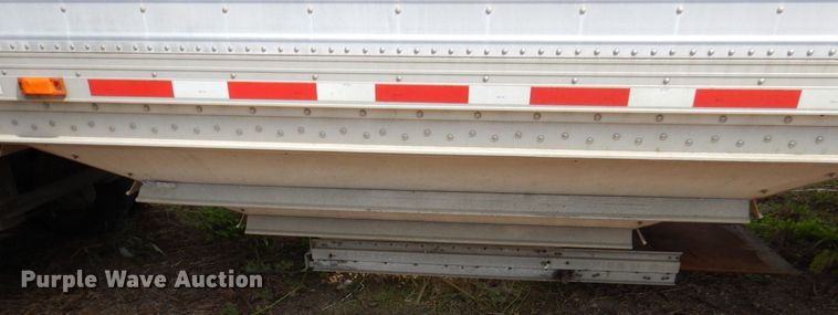 image for item DA5267 1999 Wilson DWH-400 double hopper bottom grain trailer