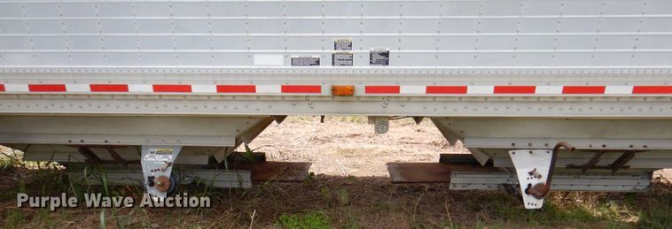 image for item DA5267 1999 Wilson DWH-400 double hopper bottom grain trailer