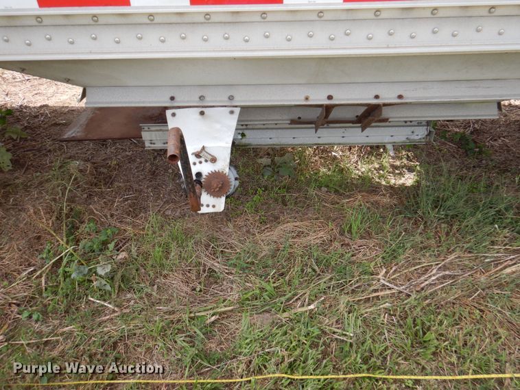 image for item DA5267 1999 Wilson DWH-400 double hopper bottom grain trailer