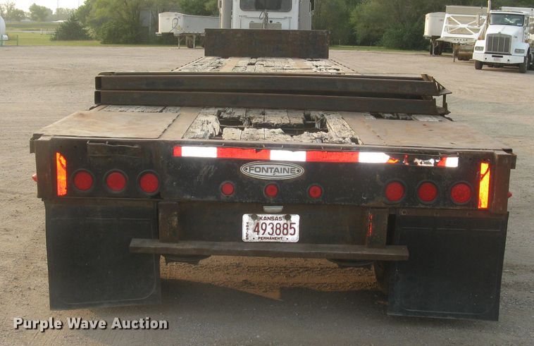 image for item DC1449 2001 Fontaine EDFT-6-8048WSAWK drop deck trailer