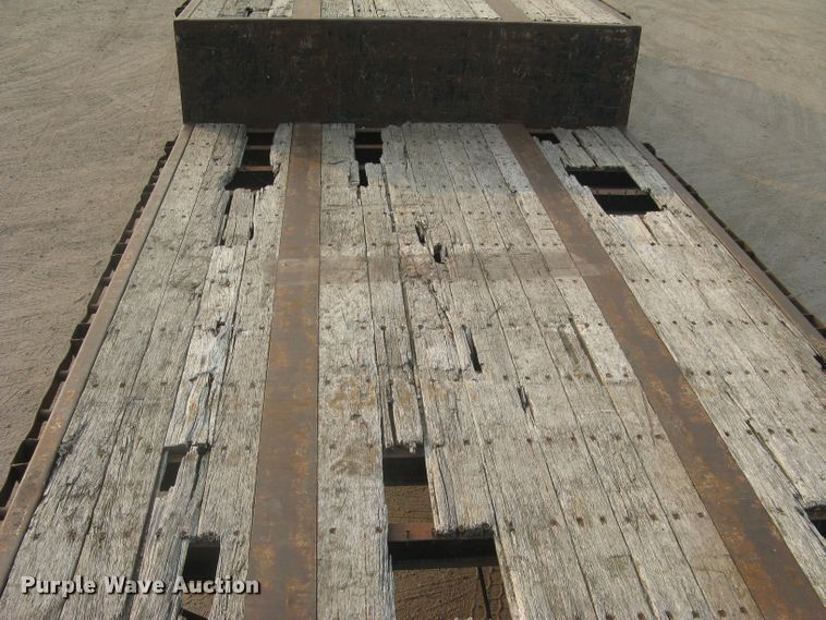 image for item DC1449 2001 Fontaine EDFT-6-8048WSAWK drop deck trailer