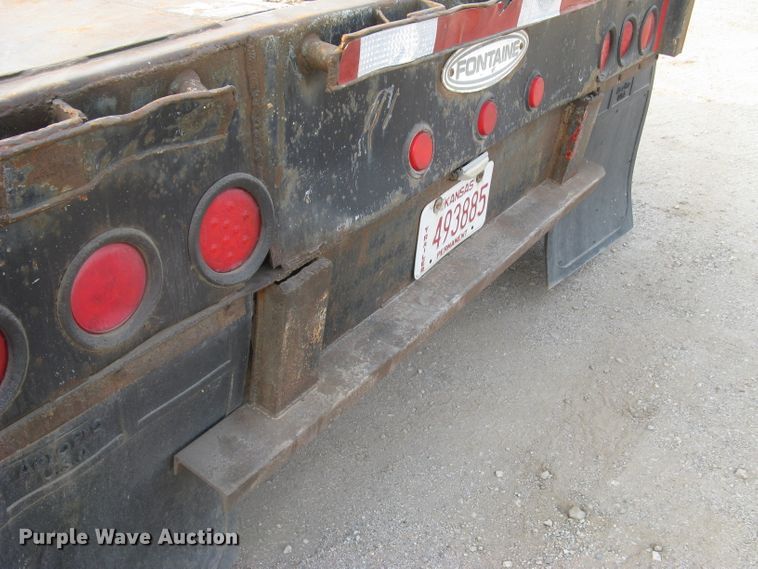 image for item DC1449 2001 Fontaine EDFT-6-8048WSAWK drop deck trailer