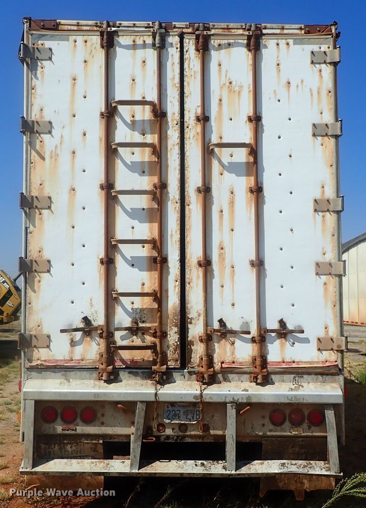 image for item DC1452 2002 Guthrie Wilkens GWFT50 walking floor trailer