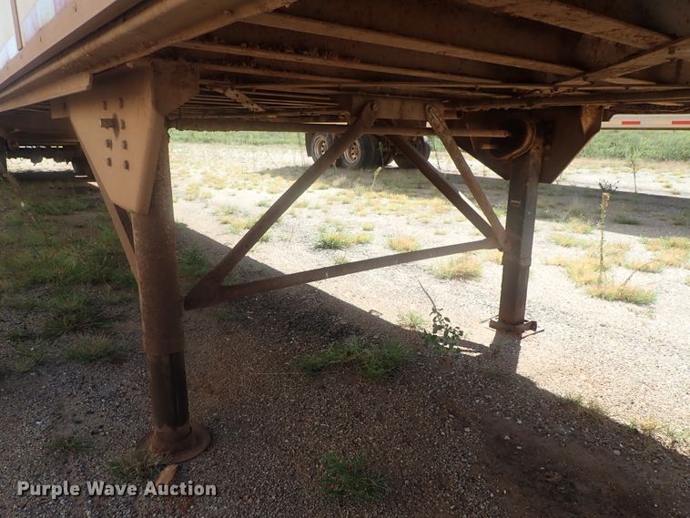 image for item DC1452 2002 Guthrie Wilkens GWFT50 walking floor trailer