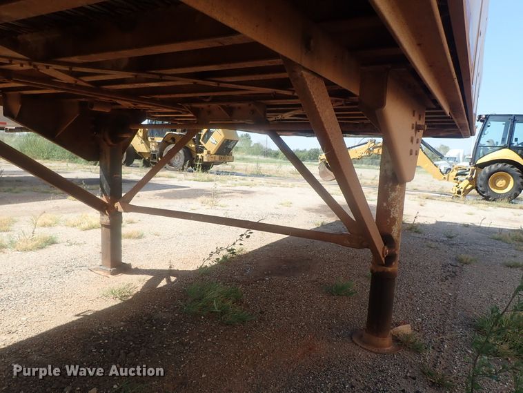 image for item DC1452 2002 Guthrie Wilkens GWFT50 walking floor trailer