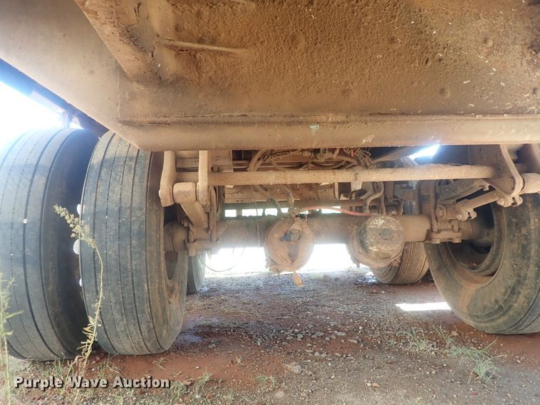 image for item DC1452 2002 Guthrie Wilkens GWFT50 walking floor trailer