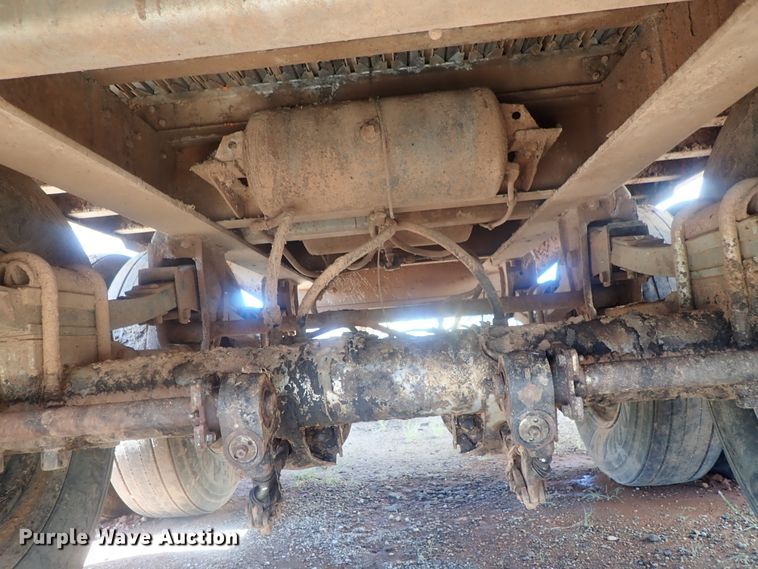 image for item DC1452 2002 Guthrie Wilkens GWFT50 walking floor trailer