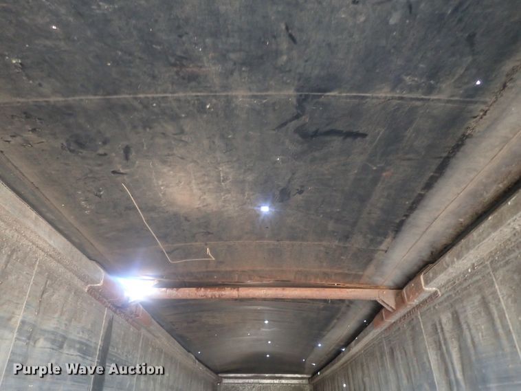 image for item DC1452 2002 Guthrie Wilkens GWFT50 walking floor trailer