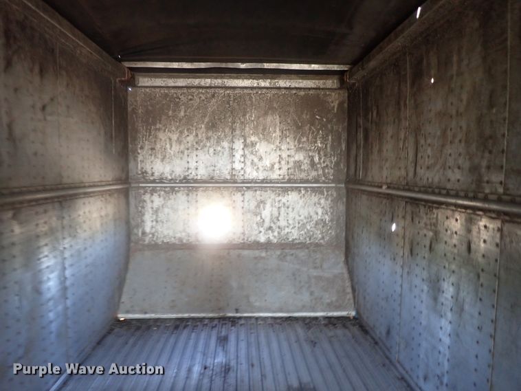 image for item DC1452 2002 Guthrie Wilkens GWFT50 walking floor trailer