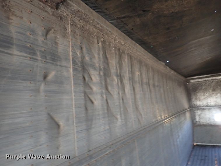 image for item DC1452 2002 Guthrie Wilkens GWFT50 walking floor trailer