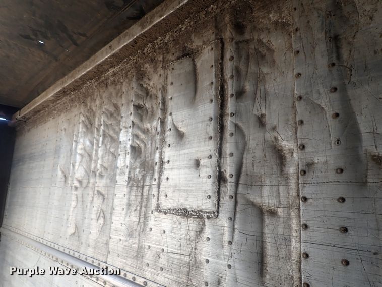 image for item DC1452 2002 Guthrie Wilkens GWFT50 walking floor trailer