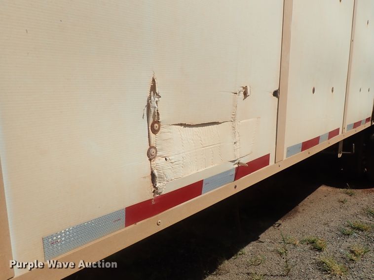 image for item DC1452 2002 Guthrie Wilkens GWFT50 walking floor trailer