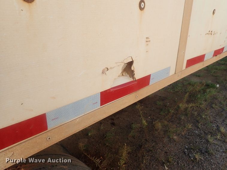 image for item DC1452 2002 Guthrie Wilkens GWFT50 walking floor trailer