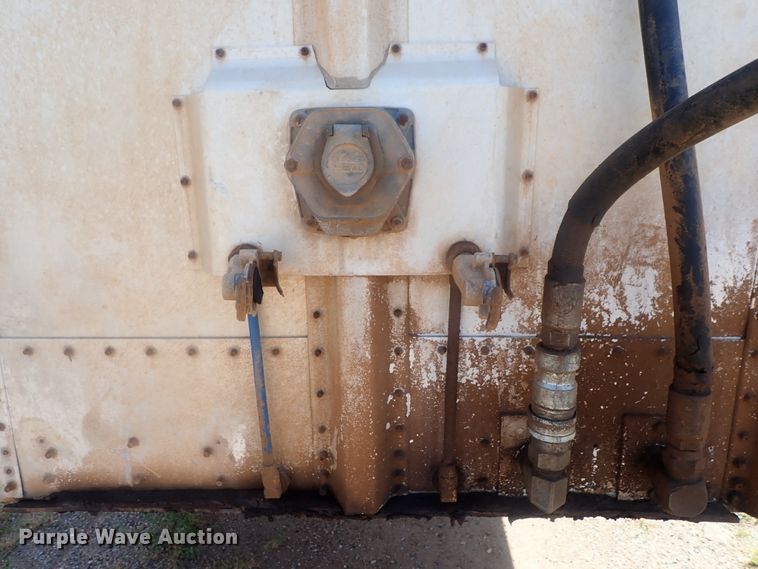 image for item DC1453 2002 Guthrie Wilkens GWFT50 walking floor trailer