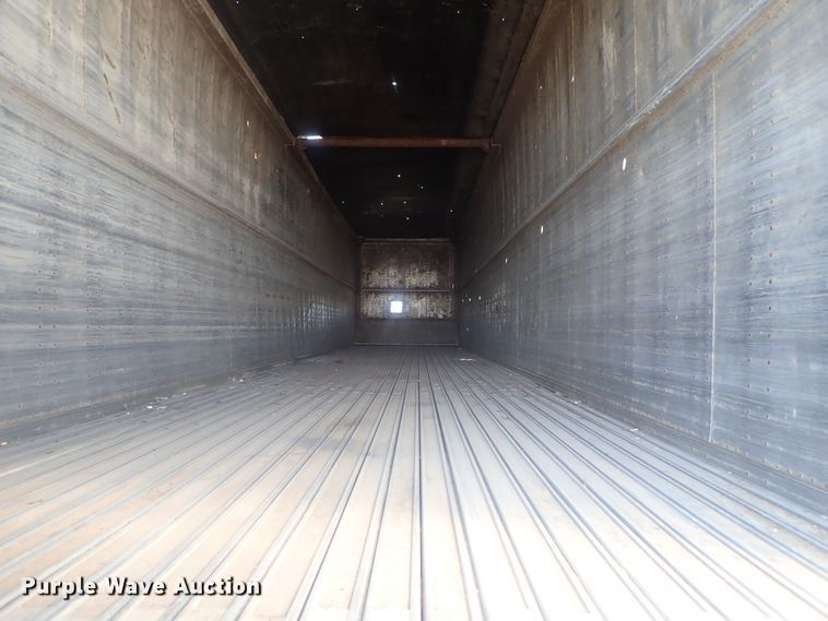 image for item DC1453 2002 Guthrie Wilkens GWFT50 walking floor trailer