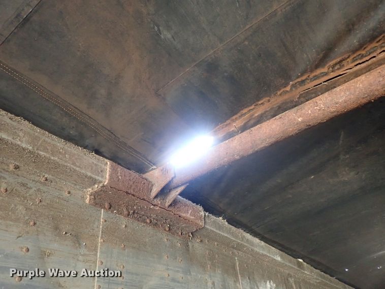 image for item DC1453 2002 Guthrie Wilkens GWFT50 walking floor trailer