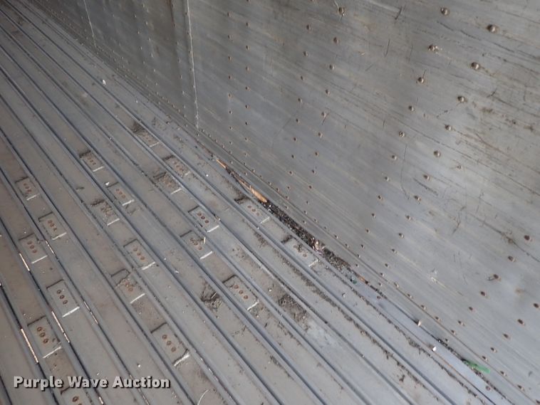 image for item DC1453 2002 Guthrie Wilkens GWFT50 walking floor trailer