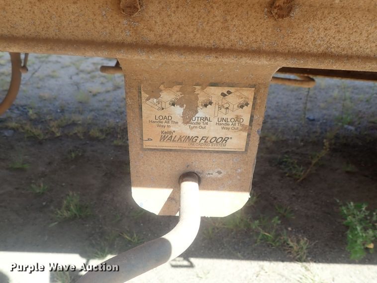 image for item DC1453 2002 Guthrie Wilkens GWFT50 walking floor trailer