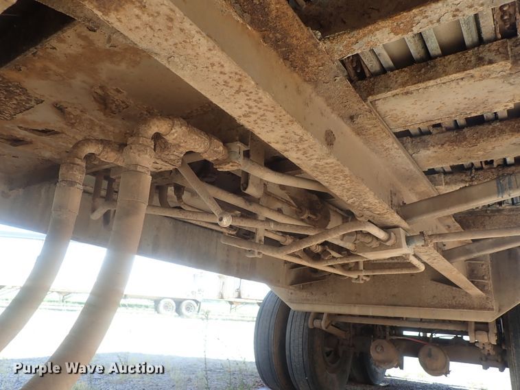 image for item DC1453 2002 Guthrie Wilkens GWFT50 walking floor trailer