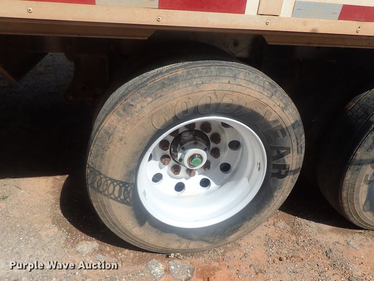 image for item DC1453 2002 Guthrie Wilkens GWFT50 walking floor trailer