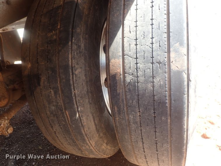 image for item DC1453 2002 Guthrie Wilkens GWFT50 walking floor trailer