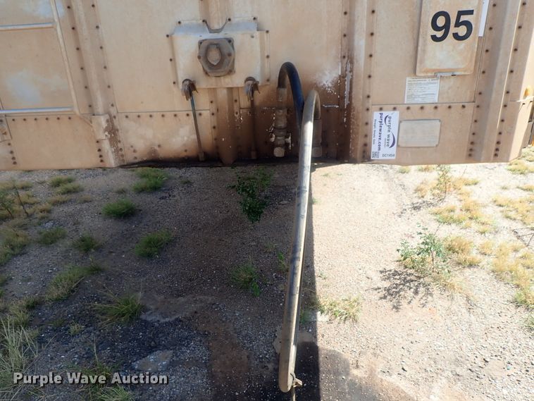 image for item DC1454 2002 Guthrie Wilkens GWFT50 walking floor trailer