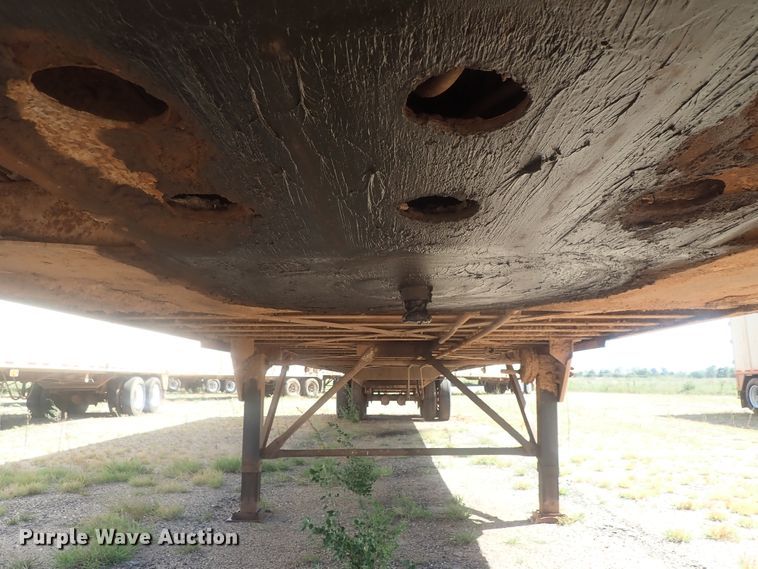 image for item DC1454 2002 Guthrie Wilkens GWFT50 walking floor trailer