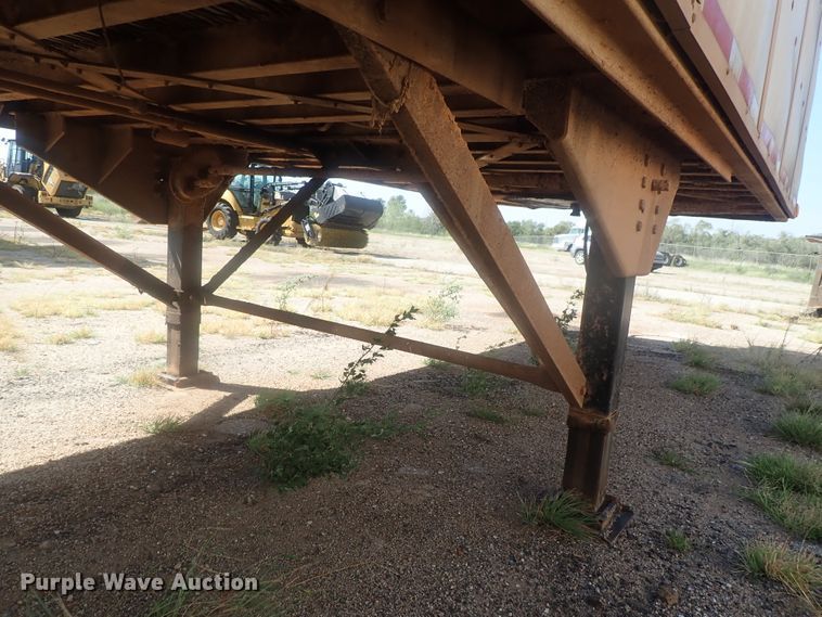 image for item DC1454 2002 Guthrie Wilkens GWFT50 walking floor trailer