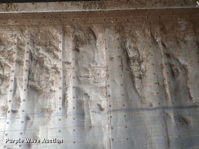 image for item DC1454 2002 Guthrie Wilkens GWFT50 walking floor trailer