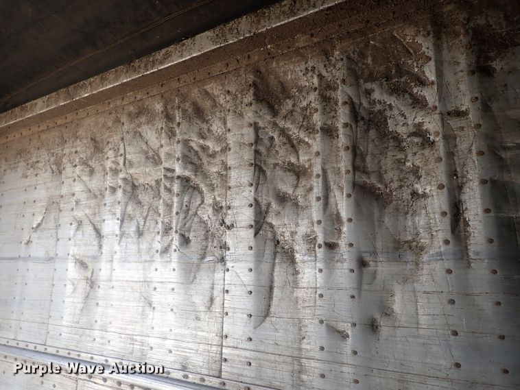 image for item DC1454 2002 Guthrie Wilkens GWFT50 walking floor trailer