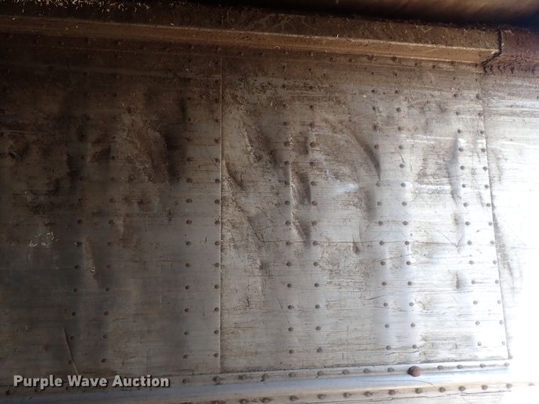 image for item DC1454 2002 Guthrie Wilkens GWFT50 walking floor trailer