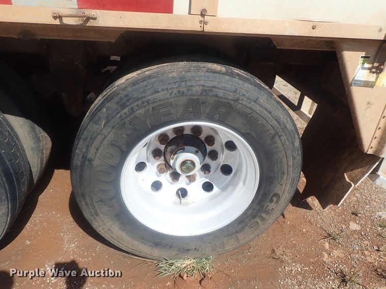 image for item DC1454 2002 Guthrie Wilkens GWFT50 walking floor trailer