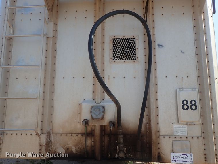 image for item DC1455 2002 Guthrie Wilkens GWFT50 walking floor trailer