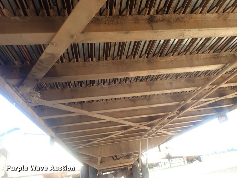 image for item DC1455 2002 Guthrie Wilkens GWFT50 walking floor trailer