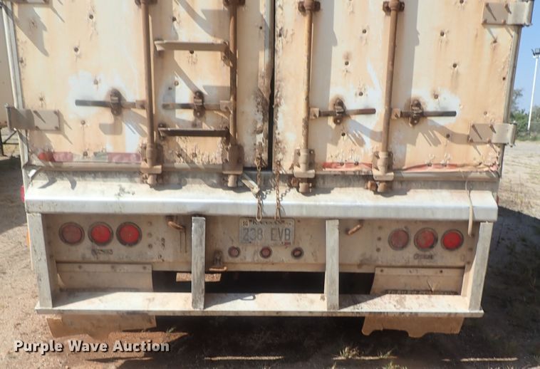 image for item DC1455 2002 Guthrie Wilkens GWFT50 walking floor trailer