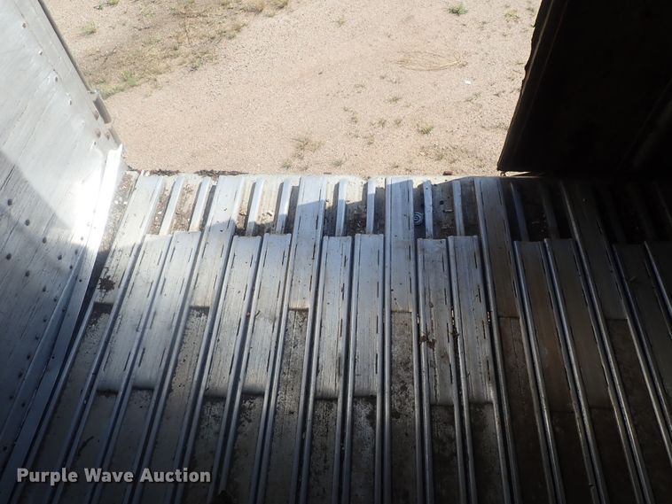 image for item DC1455 2002 Guthrie Wilkens GWFT50 walking floor trailer