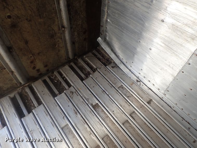 image for item DC1455 2002 Guthrie Wilkens GWFT50 walking floor trailer