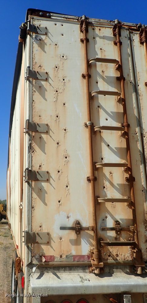 image for item DC1455 2002 Guthrie Wilkens GWFT50 walking floor trailer